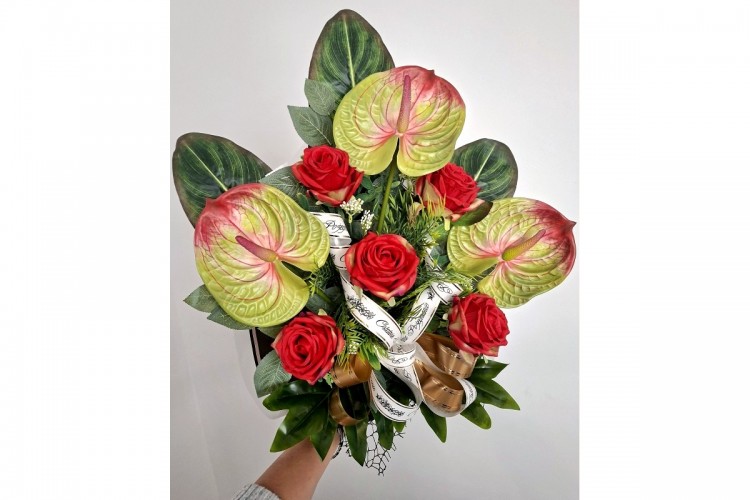 Bukiet pogrzebowy - Anturium róża x 8